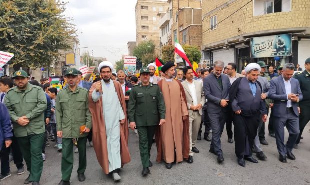 راهپیمایی ۱۳ آبان نصیر شهر پرشور تر از همیشه برگزار شد