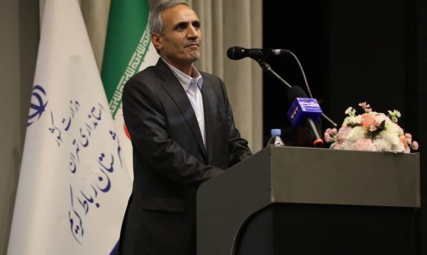 آیین تکریم و معارفه فرماندار شهرستان رباط کریم برگزار شد